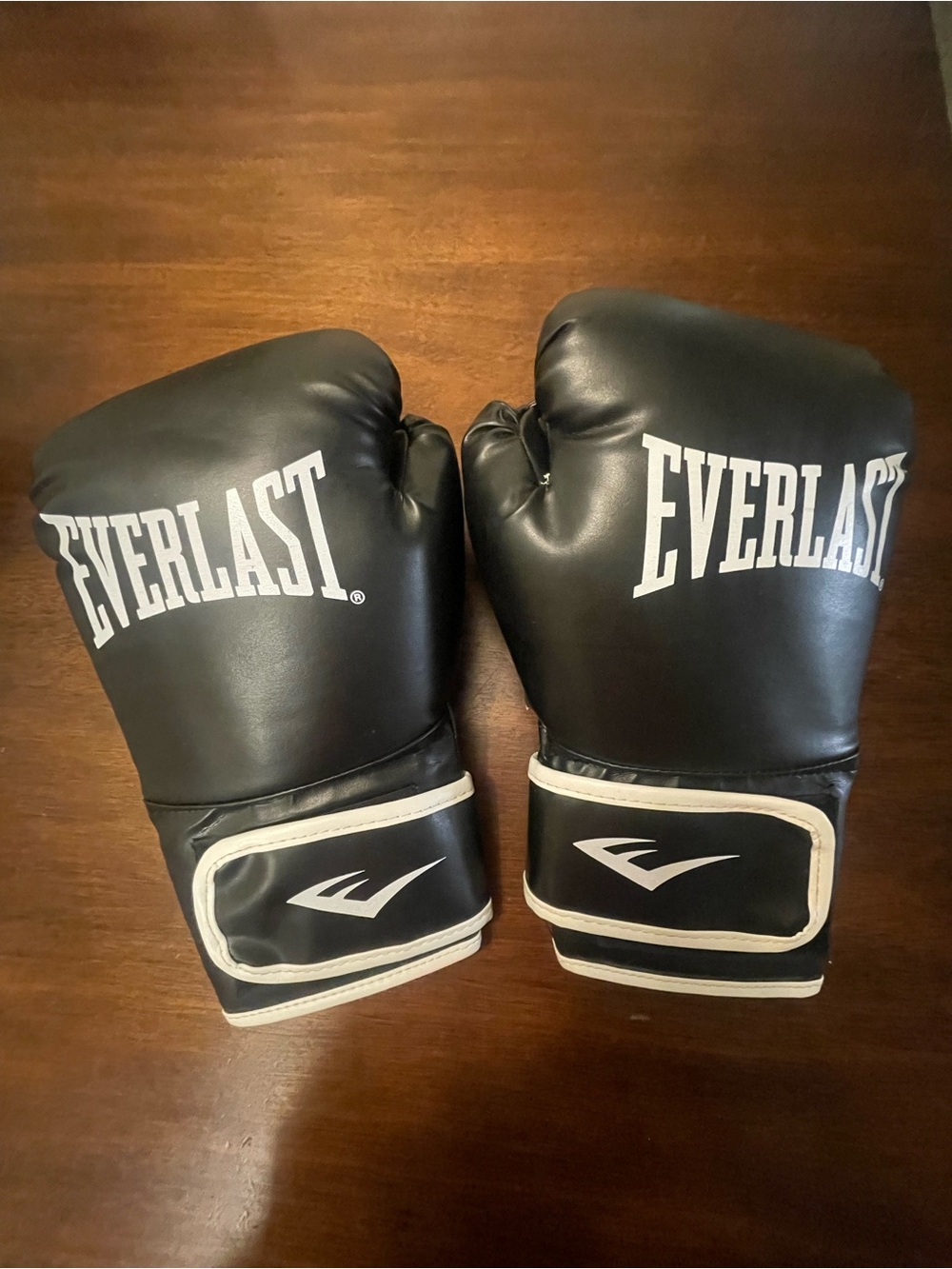 Everlast Boxing Gloves L/XL Black Training Sparring Pair